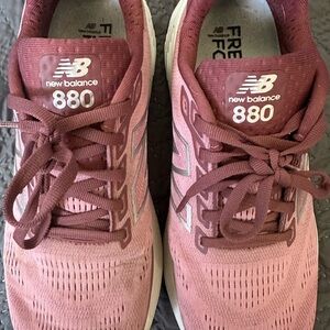 New Balance Women's Mauve Sneakers